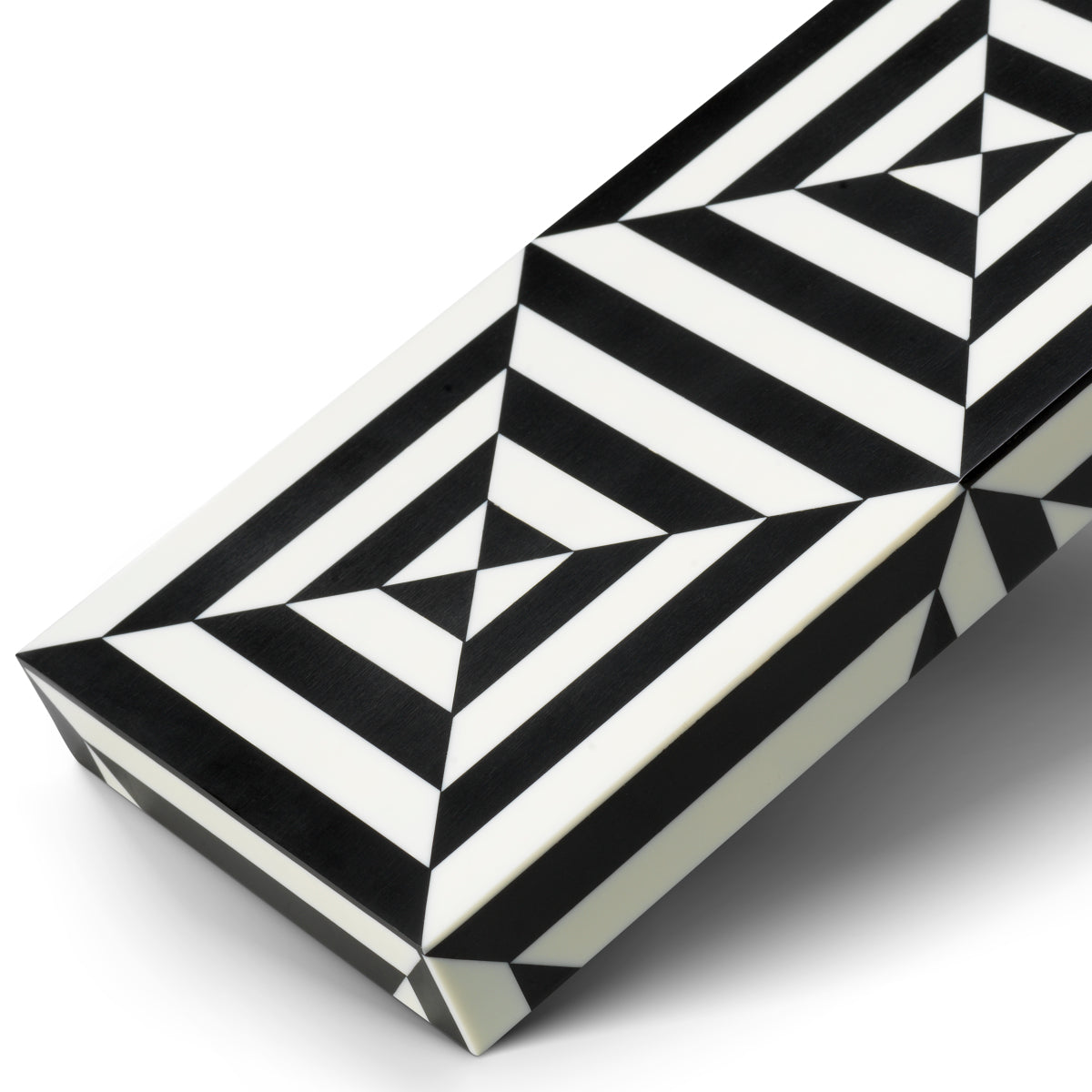 Box Hawtrone