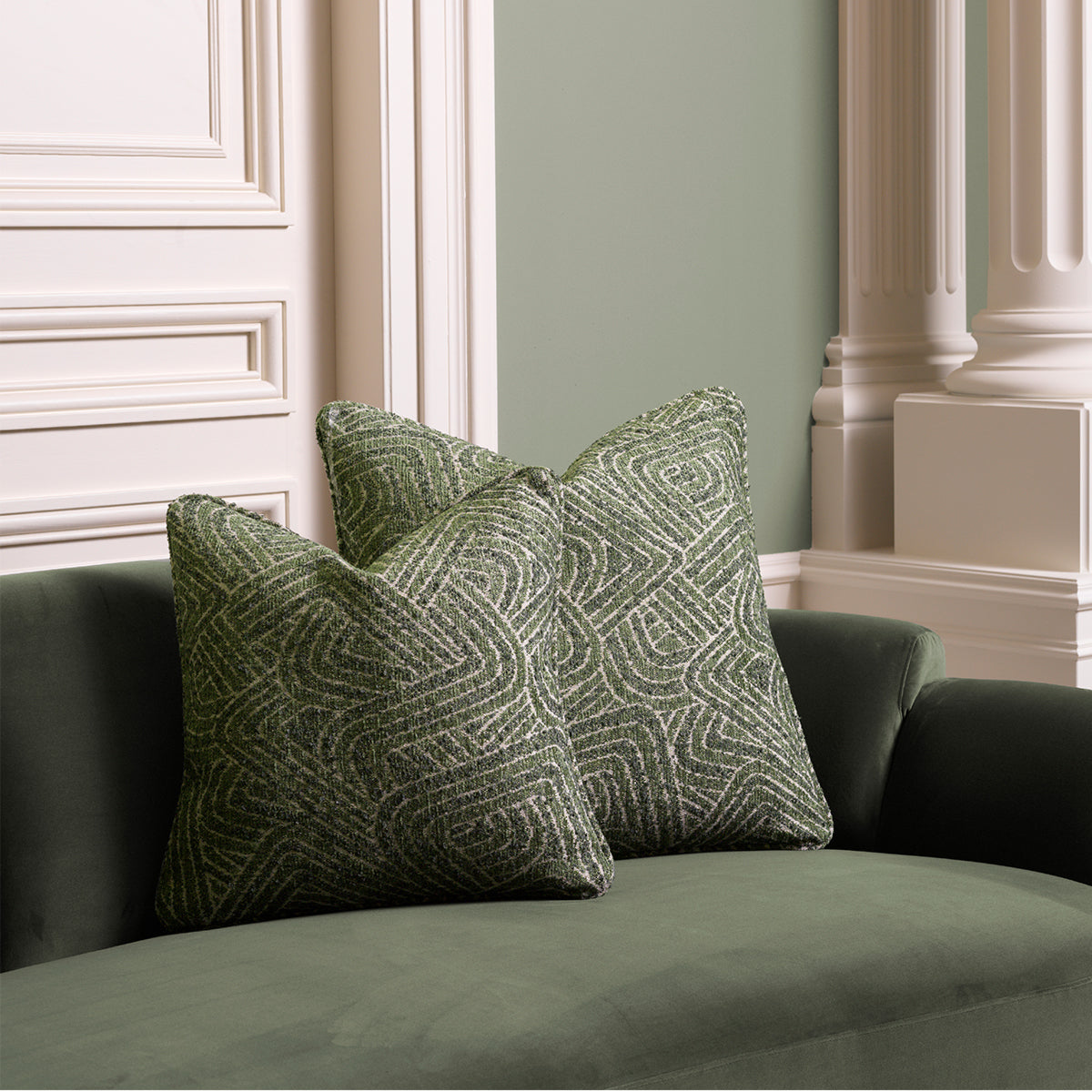 Cushion Camari L