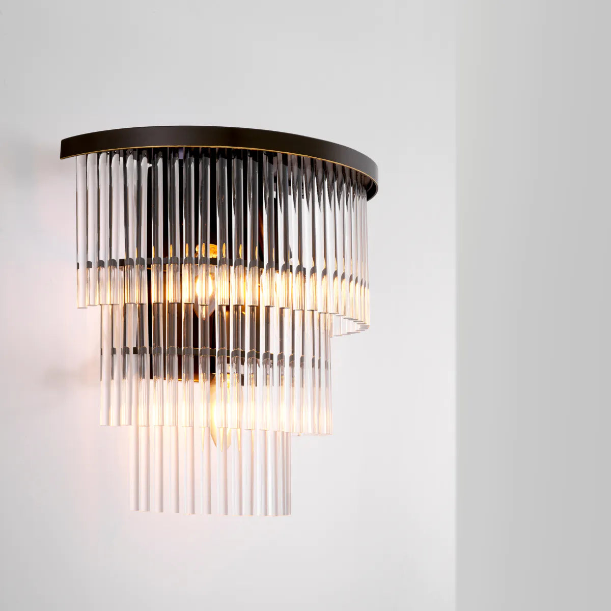 Wall Lamp East
