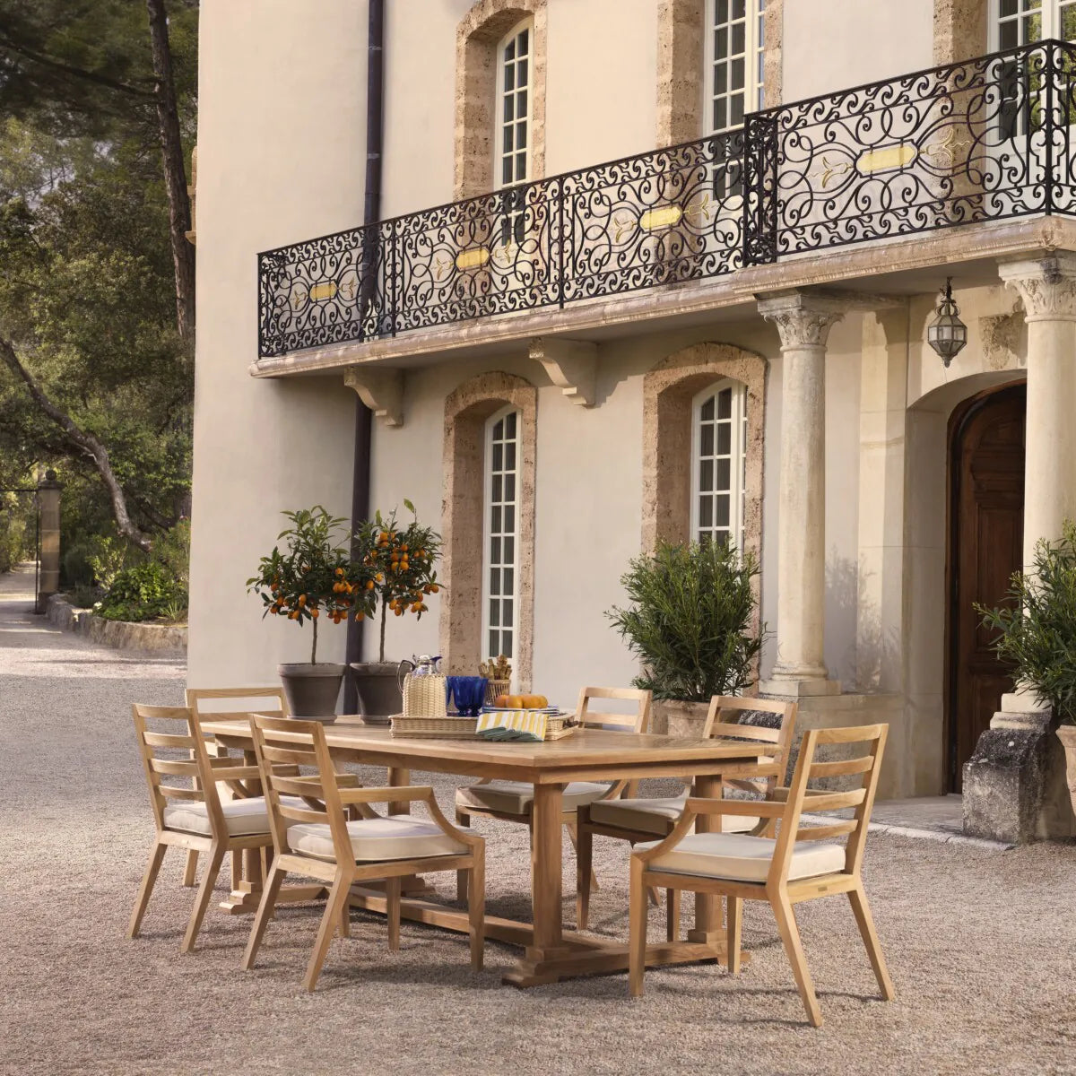 Outdoor Dining Table Bell Rive