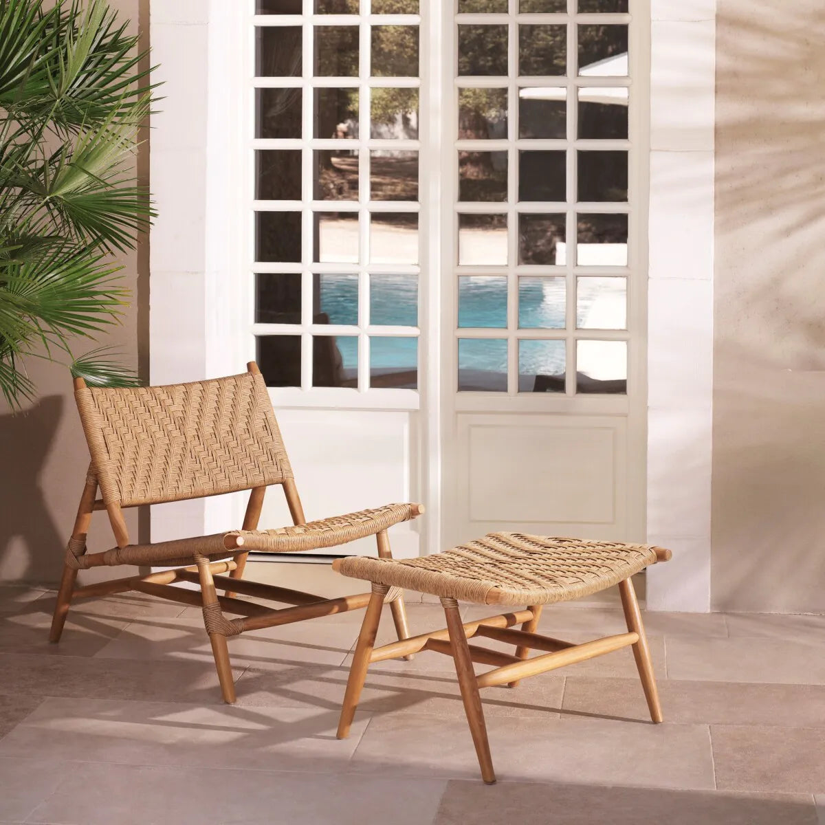 Outdoor Chair and Foot Stool Laroc